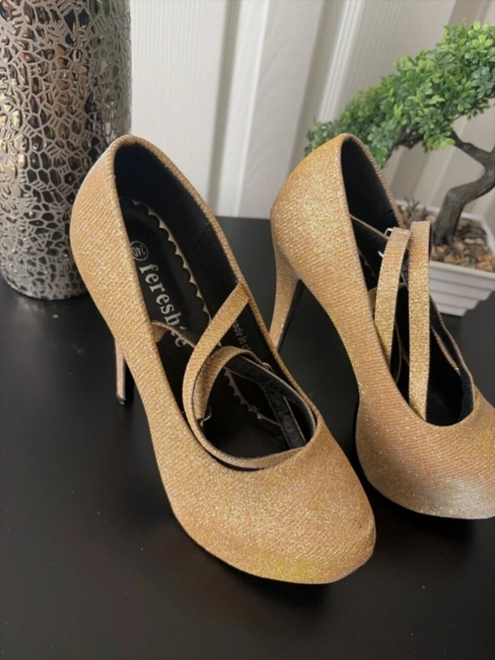 High heels - Picture 3 of 5